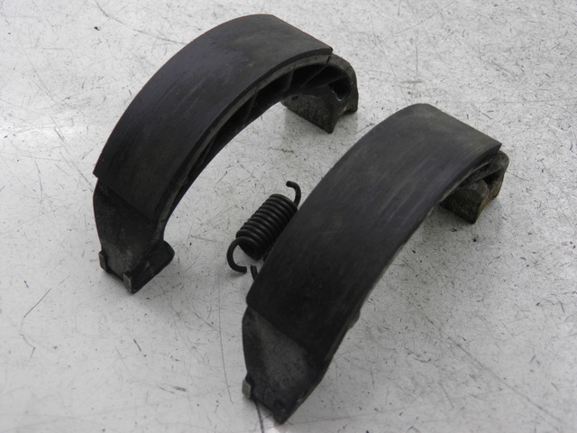 photo de BRAKE SHOES PIAGGIO ZIP 2T 50 (2009 - 2019)