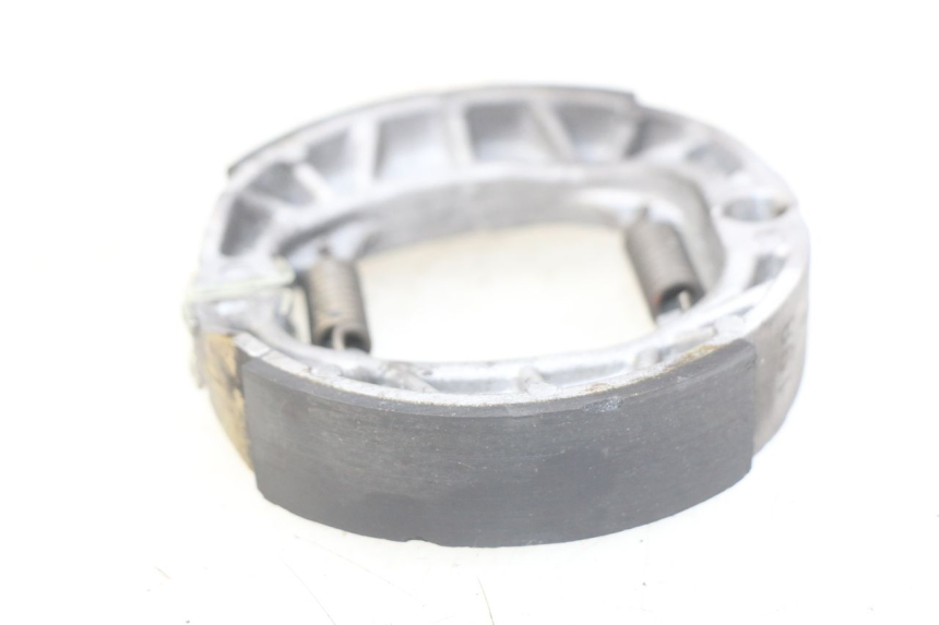 photo de BRAKE SHOE PIAGGIO ZIP 4T 50 (2018 - 2020)