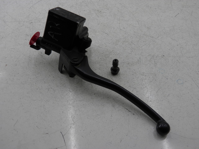 photo de REAR BRAKE MASTER CYLINDER HONDA FES S-WING SWING ABS 125 (2007 - 2015)