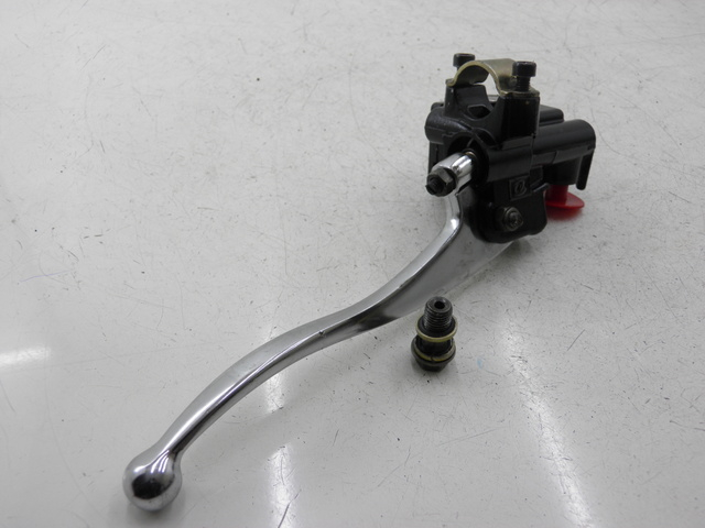 photo de REAR BRAKE MASTER CYLINDER JM MOTOR S-MAX 125 (2010 - 2014)