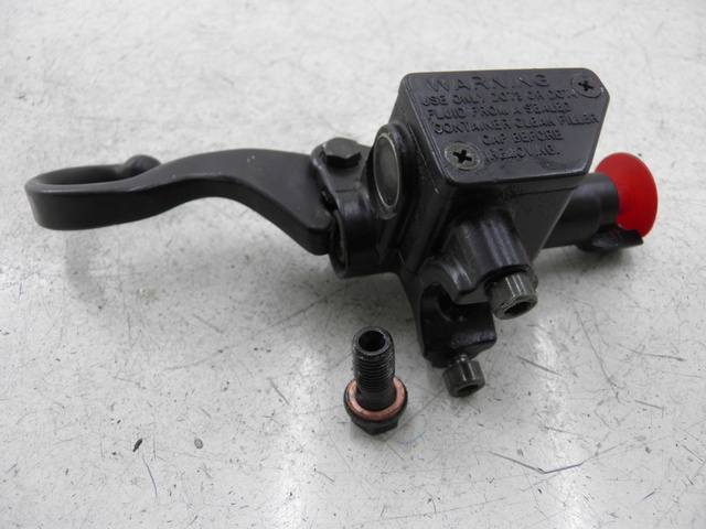 photo de REAR BRAKE MASTER CYLINDER PEUGEOT TWEET 4T 50 (2010 - 2014)