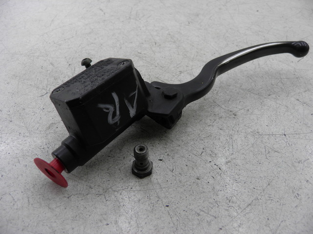 photo de REAR BRAKE MASTER CYLINDER PIAGGIO MP3 500 (2011 - 2015)
