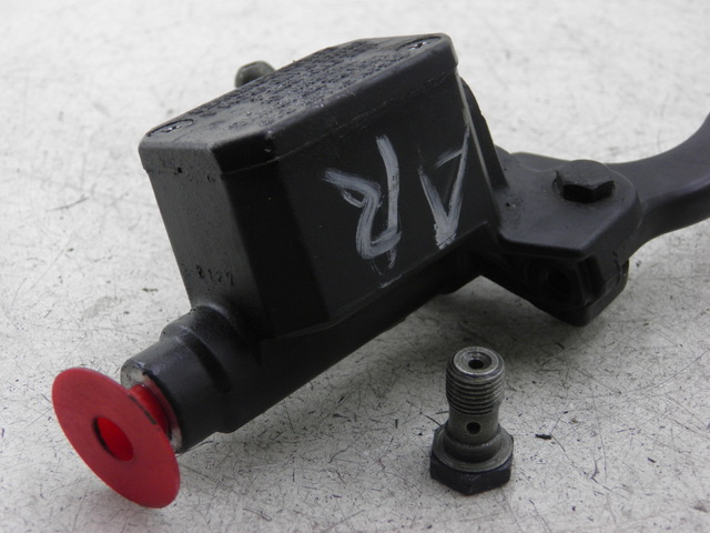 photo de REAR BRAKE MASTER CYLINDER PIAGGIO MP3 500 (2011 - 2015)