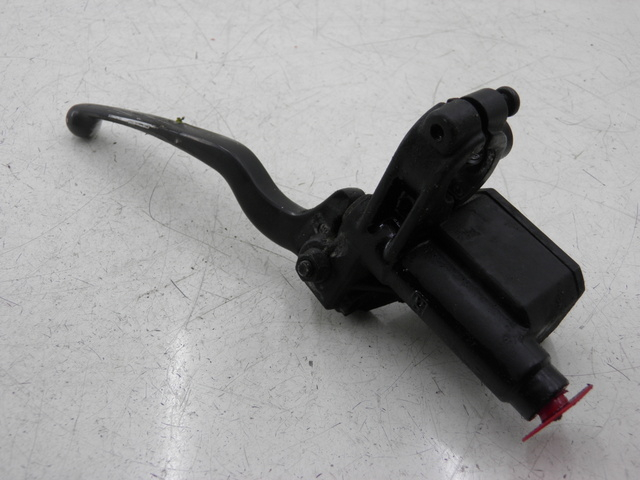 photo de REAR BRAKE MASTER CYLINDER PIAGGIO X7 125 (2007 - 2013)