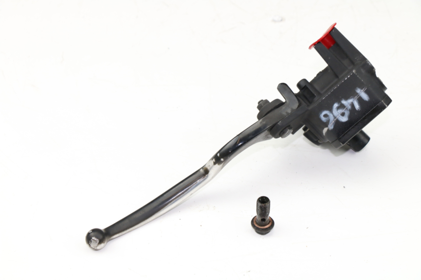 photo de REAR BRAKE MASTER CYLINDER YAMAHA XMAX X-MAX 125 (2006 - 2009)