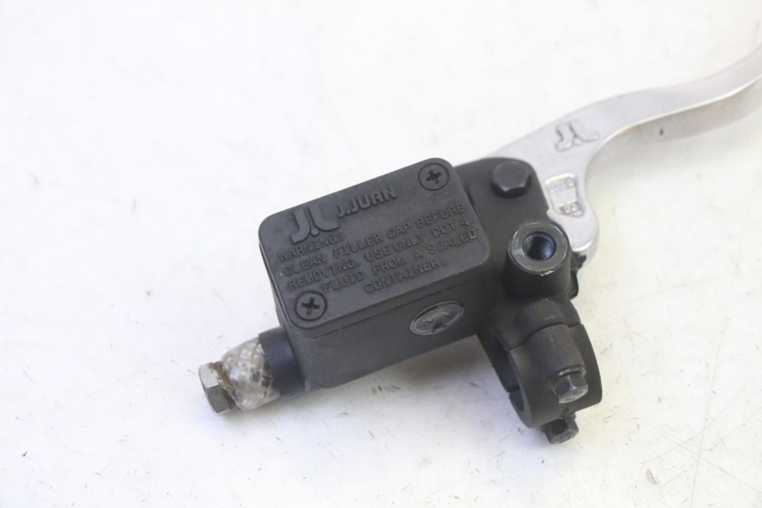 photo de FRONT BRAKE MASTER CYLINDER QUADRO 4 4D 350 (2015 - 2018)