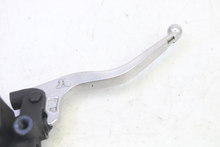 photo de FRONT BRAKE MASTER CYLINDER QUADRO 4 4D 350 (2015 - 2018)