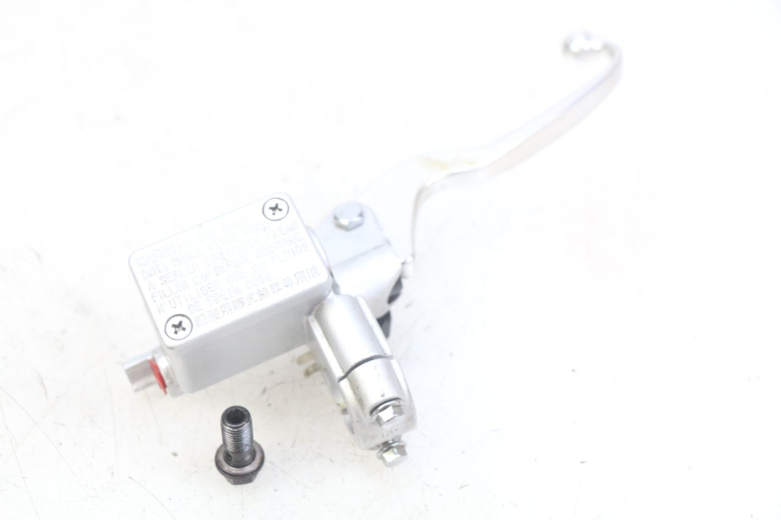 photo de FRONT BRAKE MASTER CYLINDER KYMCO AGILITY 16+ 4T 50 (2018 - 2023)
