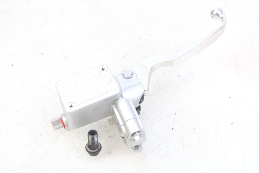 photo de FRONT BRAKE MASTER CYLINDER KYMCO AGILITY 16+ 4T 50 (2018 - 2023)