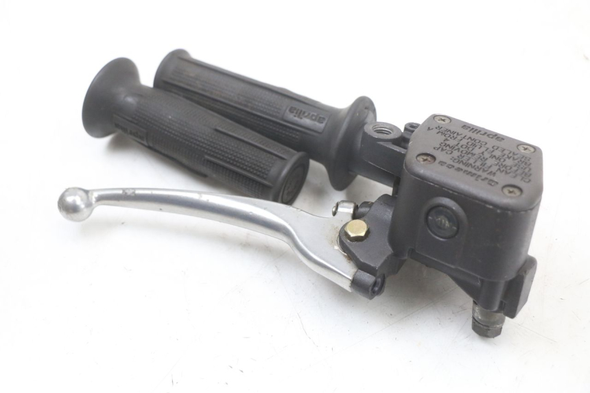 photo de FRONT BRAKE MASTER CYLINDER APRILIA SCARABEO GT 125 (1999 - 2007)