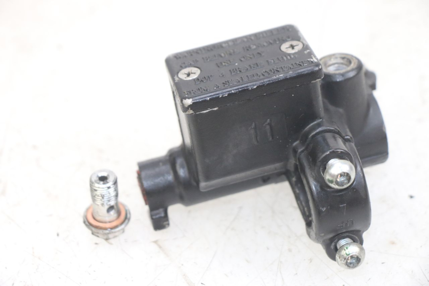 photo de FRONT MASTER CYLINDER APRILIA SR 2T 50 (2012 - 2017)