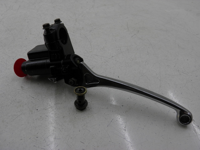 photo de FRONT BRAKE MASTER CYLINDER BAOTIAN TRAVEL SPIRIT 50 (2010 - 2012)