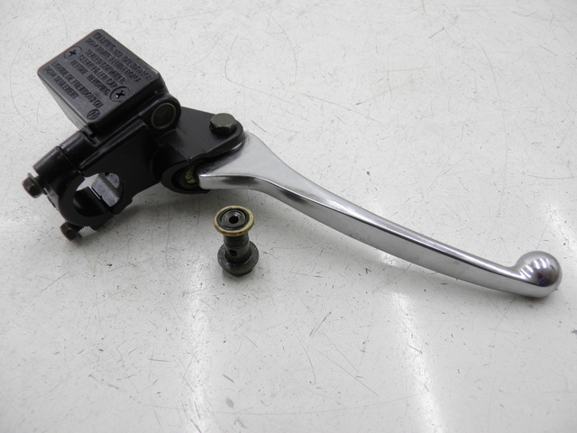 photo de FRONT BRAKE MASTER CYLINDER BAOTIAN TRAVEL SPIRIT 50 (2010 - 2012)