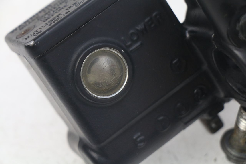 photo de FRONT BRAKE MASTER CYLINDER SUZUKI BURGMAN 125 (2007 - 2014)