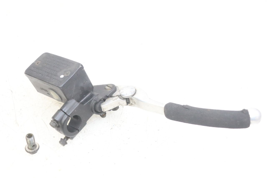 photo de FRONT BRAKE MASTER CYLINDER SUZUKI BURGMAN 650 (2002 - 2004)