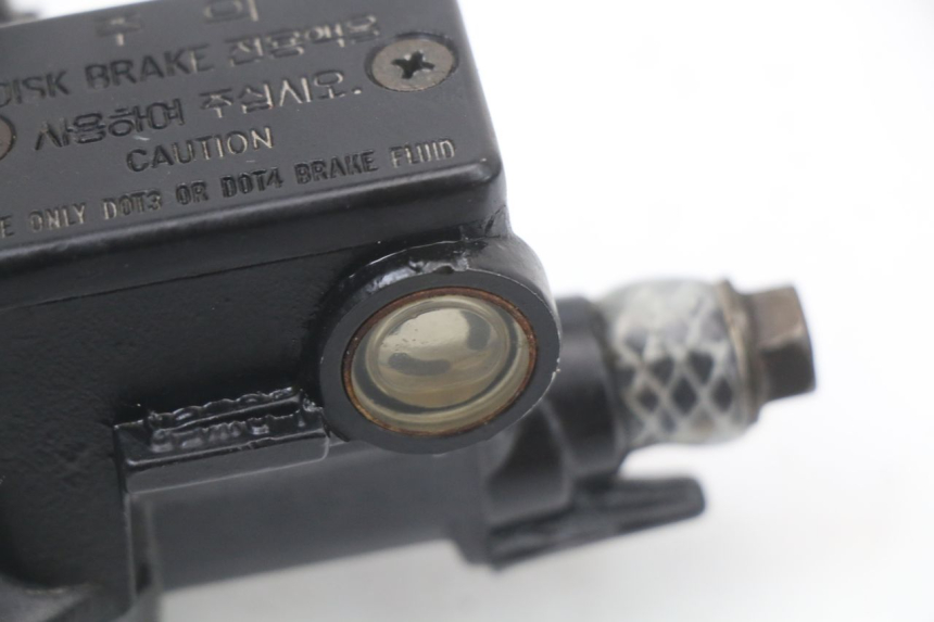photo de FRONT BRAKE MASTER CYLINDER DAELIM A-FOUR 2T 50 (2005 - 2012)