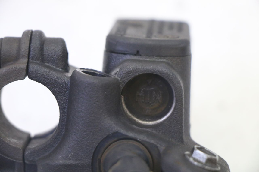 photo de FRONT MASTER CYLINDER PEUGEOT ELYSTAR 50 (2002 - 2014)