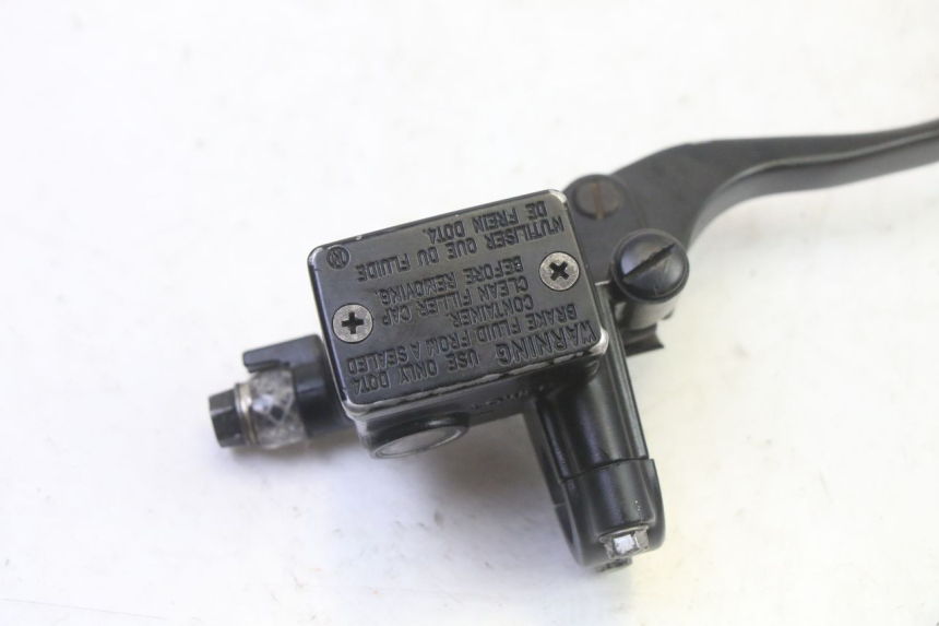 photo de FRONT MASTER CYLINDER HONDA FES S-WING SWING ABS 125 (2007 - 2015)