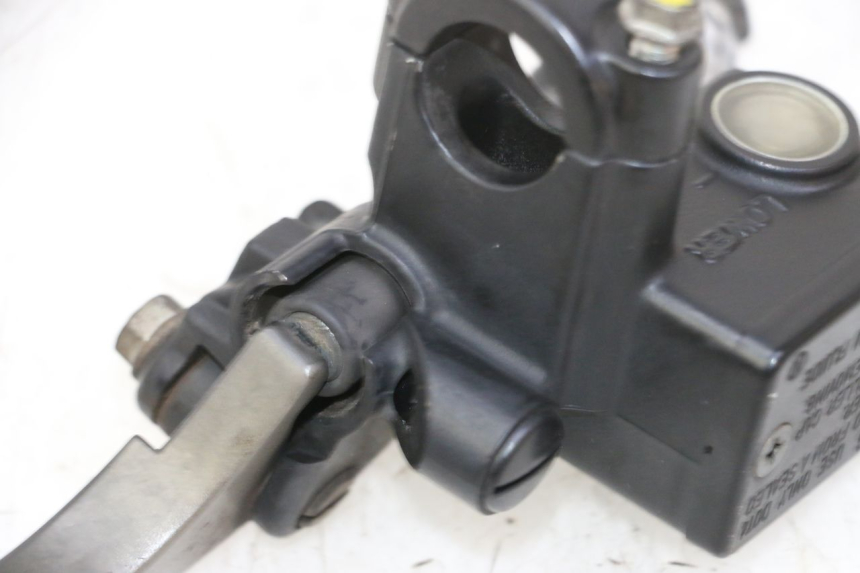 photo de FRONT MASTER CYLINDER HONDA FES S-WING SWING ABS 125 (2007 - 2015)