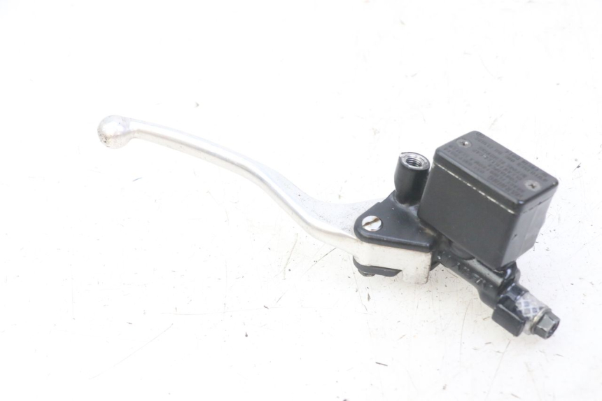photo de FRONT BRAKE MASTER CYLINDER HONDA FORZA ABS 300 (2013 - 2019)