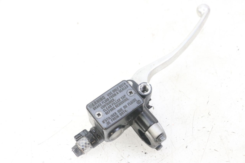 photo de FRONT BRAKE MASTER CYLINDER HONDA FORZA ABS 300 (2013 - 2019)
