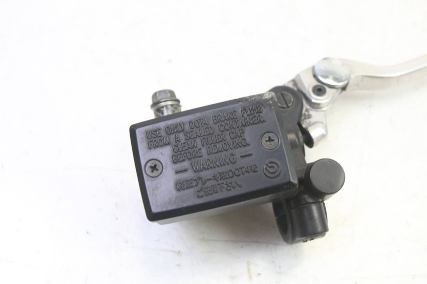 photo de FRONT BRAKE MASTER CYLINDER YAMAHA FZ6 FAZER S2 600 (2007 - 2011)