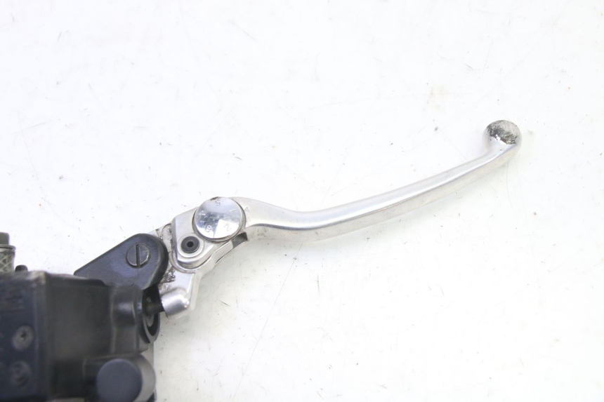photo de FRONT BRAKE MASTER CYLINDER YAMAHA FZ6 FAZER S2 600 (2007 - 2011)
