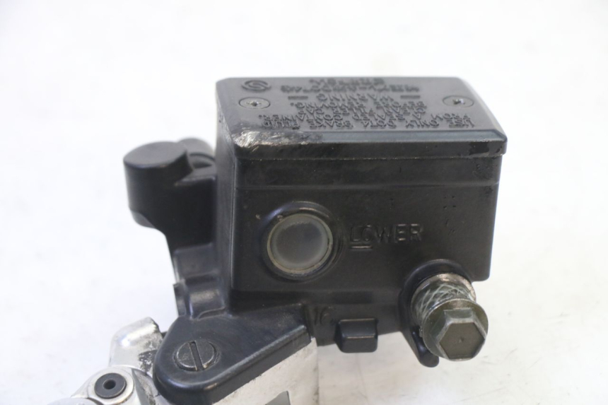 photo de FRONT BRAKE MASTER CYLINDER YAMAHA FZ6 FAZER S2 600 (2007 - 2011)