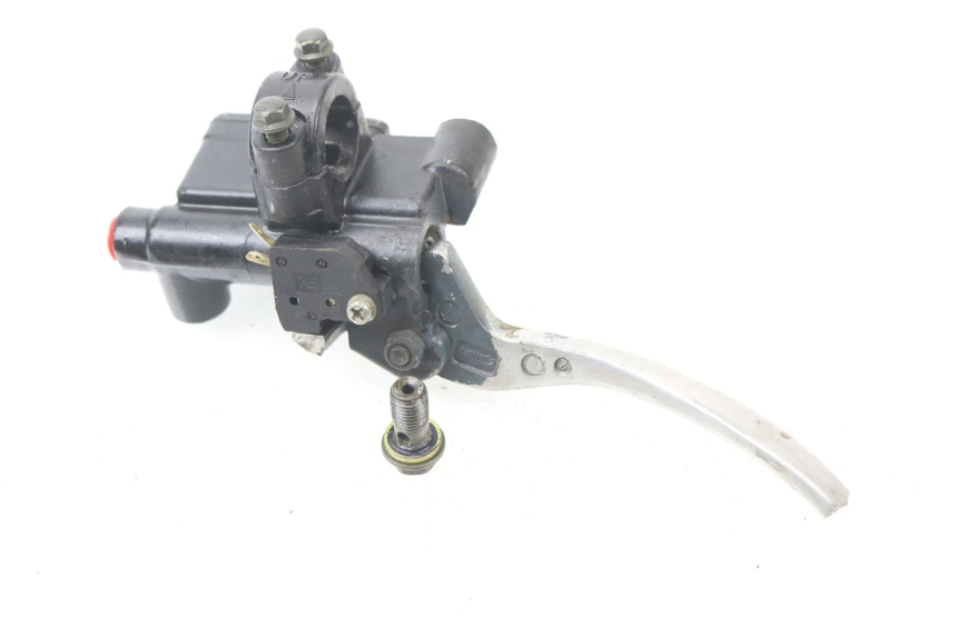photo de FRONT BRAKE MASTER CYLINDER GENERIC CRACKER 50 (2005 - 2008)