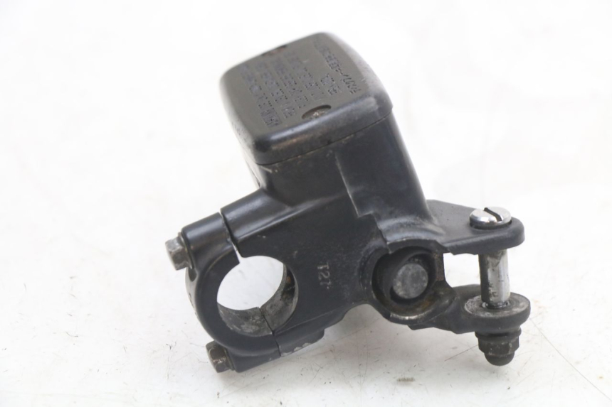 photo de FRONT BRAKE MASTER CYLINDER HONDA CBR F 1000 (1993 - 1996)