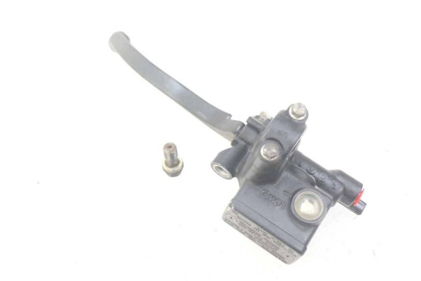 photo de FRONT MASTER CYLINDER HONDA FES PANTHEON 125 (2003 - 2007)