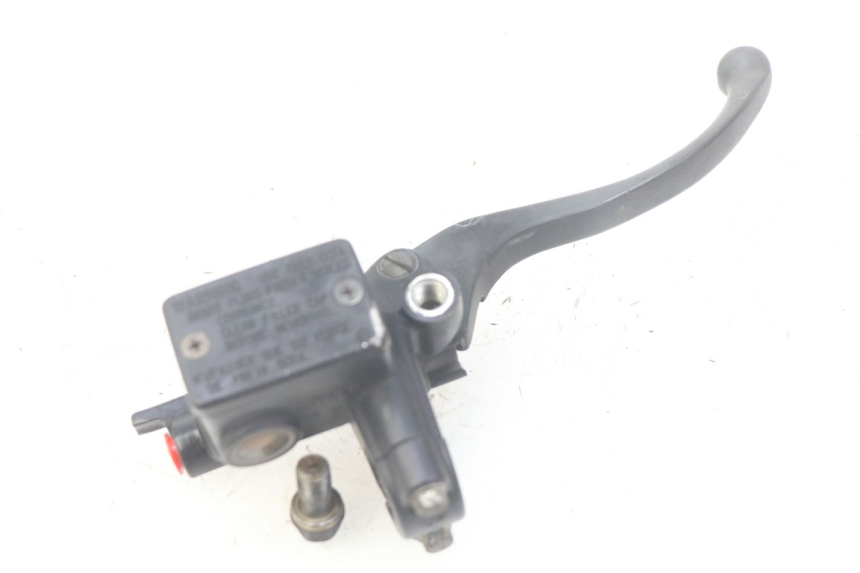 photo de FRONT MASTER CYLINDER HONDA FES PANTHEON 125 (2003 - 2007)