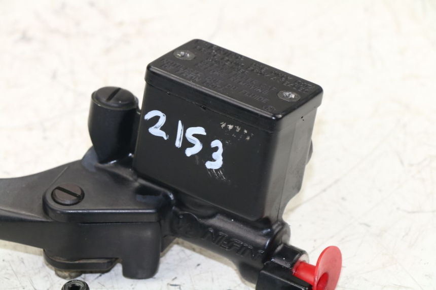 photo de FRONT BRAKE MASTER CYLINDER HONDA FES S-WING SWING 125 (2007 - 2015)