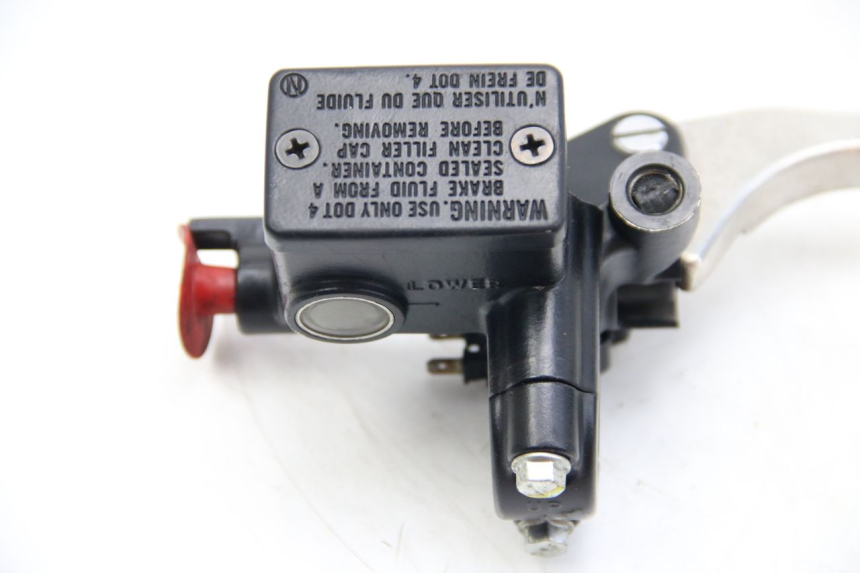 photo de FRONT BRAKE MASTER CYLINDER HONDA FORZA 125 (2015 - 2016)