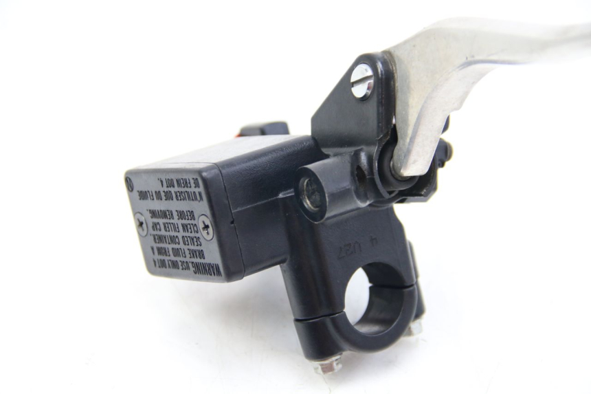 photo de FRONT BRAKE MASTER CYLINDER HONDA FORZA 125 (2015 - 2016)