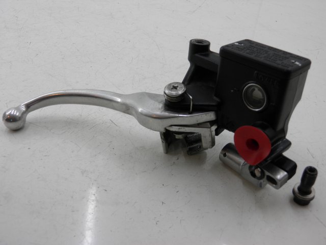 photo de FRONT BRAKE MASTER CYLINDER HONDA NHX LEAD 110 (2008 - 2010)