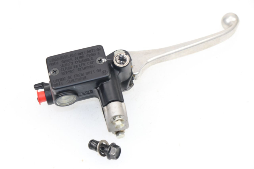 photo de FRONT BRAKE MASTER CYLINDER HONDA VISION 50 (2011 - 2015)