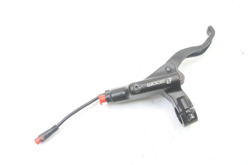 photo de FRONT BRAKE MASTER CYLINDER JOYOR S10-S-Z 1