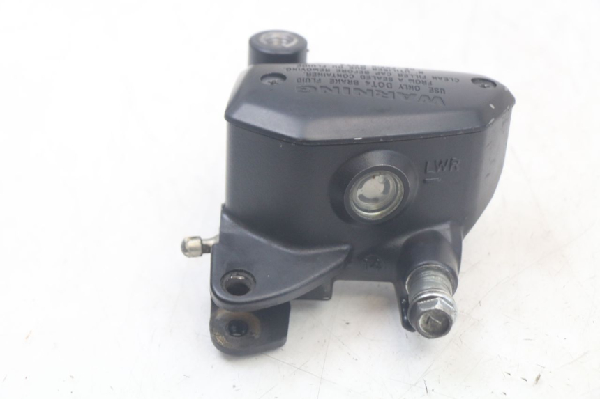 photo de FRONT BRAKE MASTER CYLINDER KAWASAKI ER-6 ER6 N 650 (2012 - 2016)