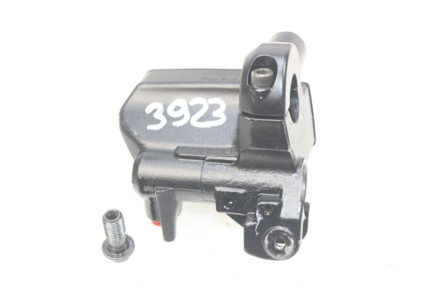 photo de FRONT MASTER CYLINDER KAWASAKI Z 650 (2016 - 2019)