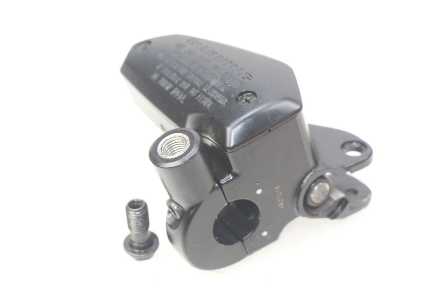 photo de FRONT MASTER CYLINDER KAWASAKI Z 650 (2016 - 2019)