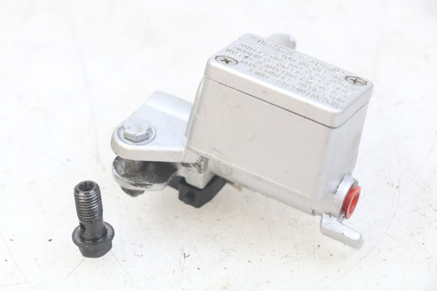 photo de FRONT BRAKE MASTER CYLINDER KYMCO AGILITY 16+ 4T 50 (2018 - 2023)