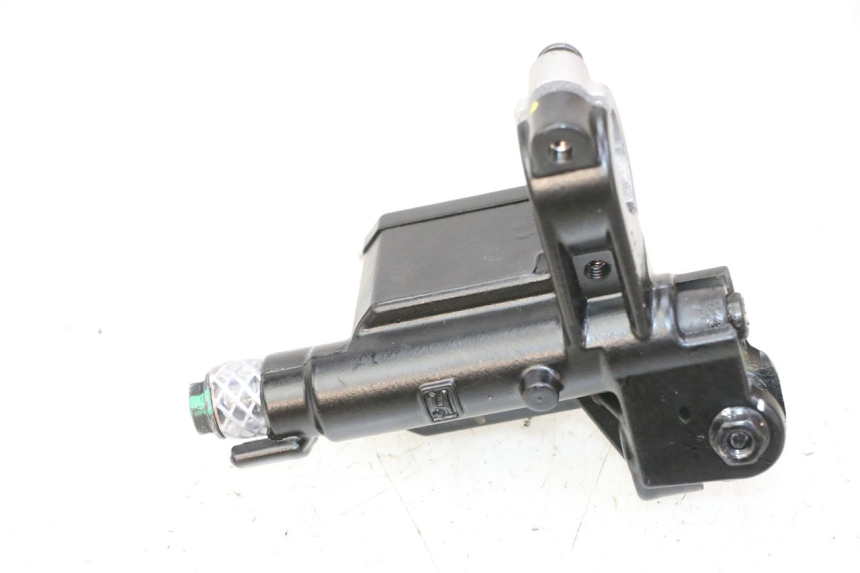 photo de FRONT BRAKE MASTER CYLINDER PIAGGIO MP3 HPE 310 (2024 - 2025)