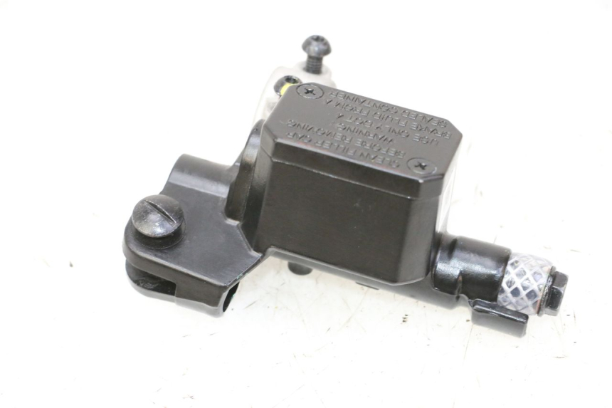 photo de FRONT BRAKE MASTER CYLINDER PIAGGIO MP3 HPE 310 (2024 - 2025)