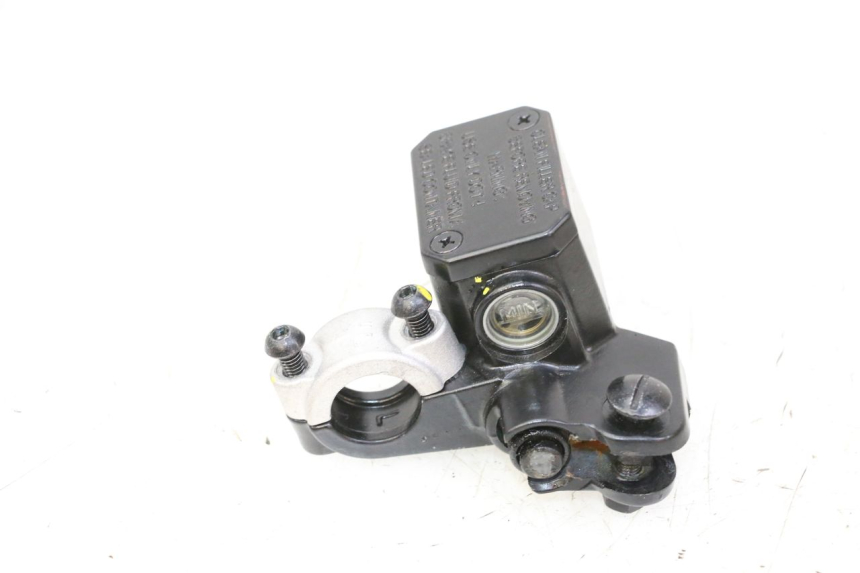 photo de FRONT BRAKE MASTER CYLINDER PIAGGIO MP3 HPE 310 (2024 - 2025)