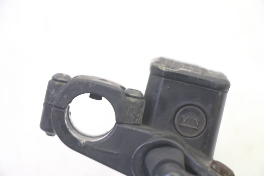 photo de FRONT BRAKE MASTER CYLINDER PIAGGIO MP3 125 (2006 - 2014)