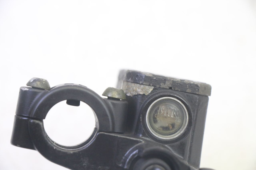 photo de FRONT BRAKE MASTER CYLINDER PIAGGIO MP3 500 (2016 - 2018) - Technical close-up