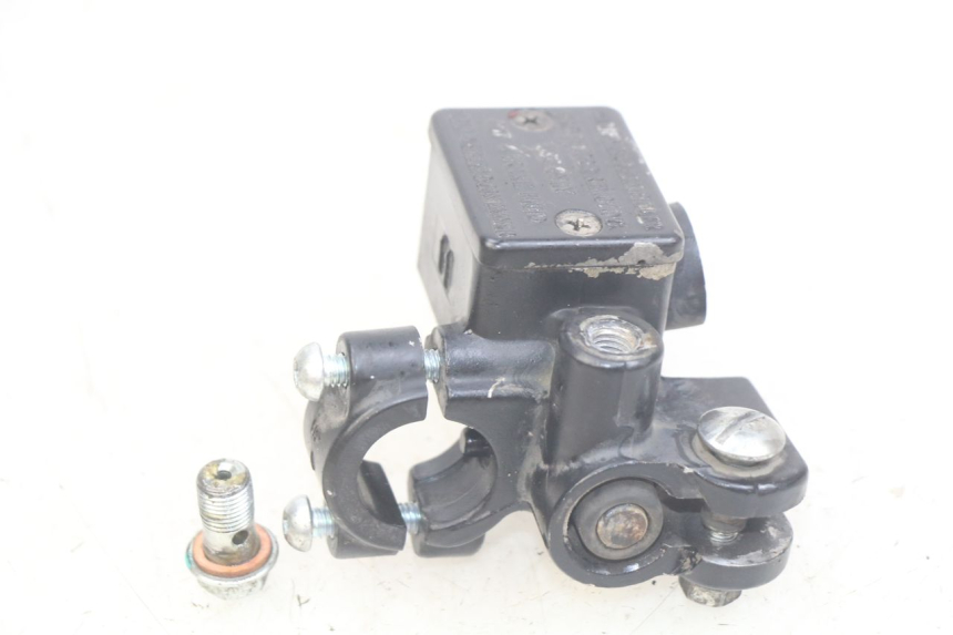photo de FRONT MASTER CYLINDER PIAGGIO NEW TYPHOON 50 (2010 - 2017)