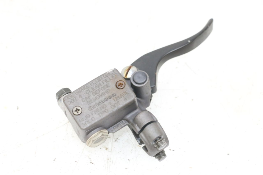 photo de FRONT BRAKE MASTER CYLINDER HONDA NSR R 125 (1994 - 2003) - Fixing points details