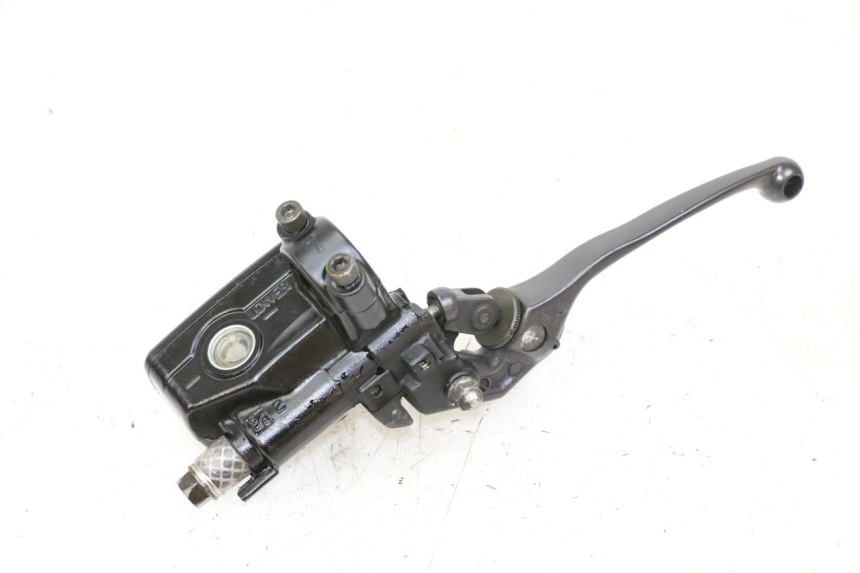 photo de FRONT BRAKE MASTER CYLINDER HONDA NTV DEAUVILLE 650 (2001 - 2006)